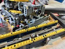 LEGO Technic Bucket Wheel Excavator 42055 Motorised 3929pcs Incomplete