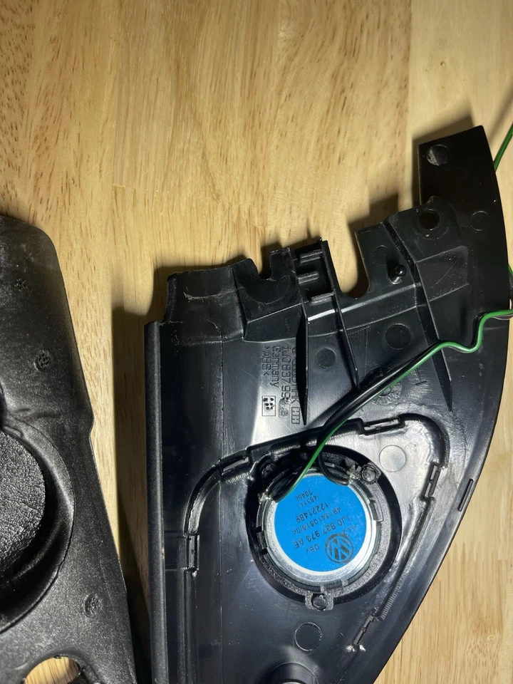 Cubierta de tweeter Volkswagen Jetta 1999-2005 OEM 1J0-837-993 Foto 4 de 4