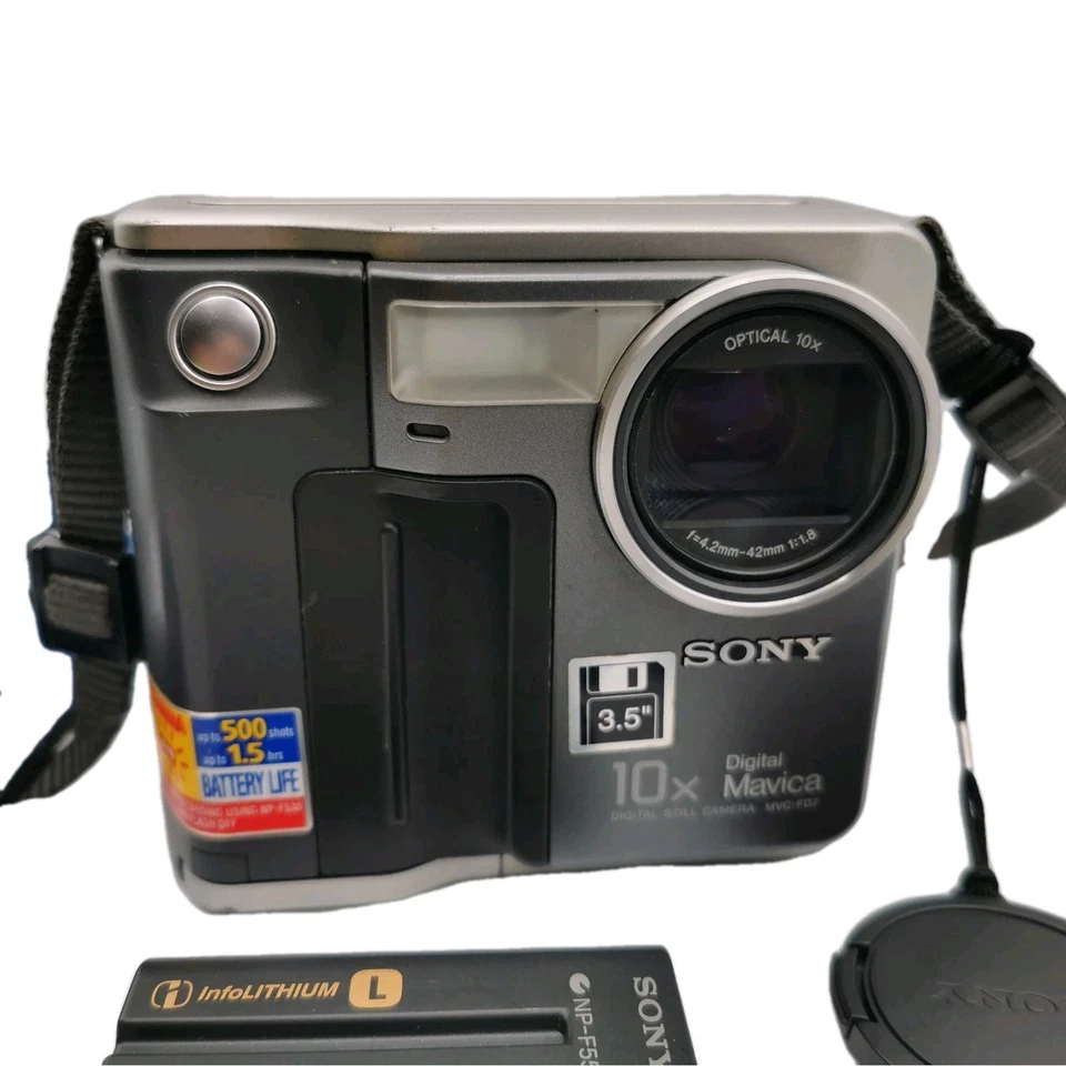 Sony Mavica MVC-FD7 Floppy Disk Digital camera - 10x Zoom - Image 2 of 4