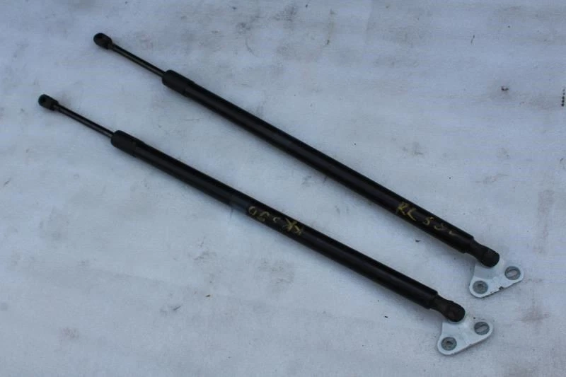 2016 2017 2018 2019 CHEVROLET VOLT TRUNK STRUTS SHOCKS 84033915 - Image 2 of 4