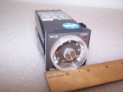 Shinko Temperature Limit Control 110-R/E 0-12X100°C Thermocouple Type-K 200V D43