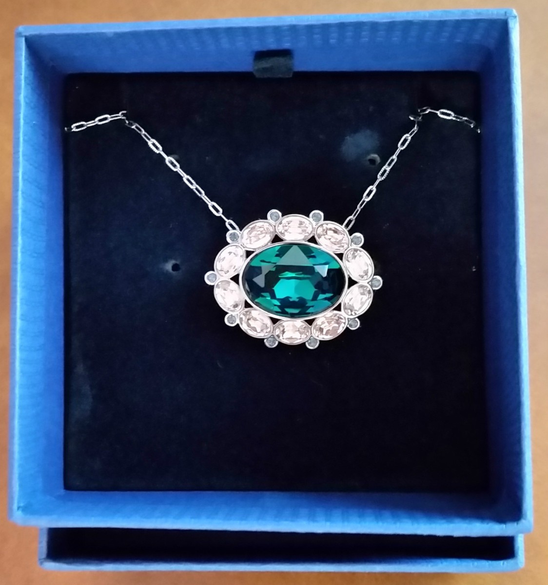Swarovski Spectacle Short Pendant Necklace Crystal Jewelry