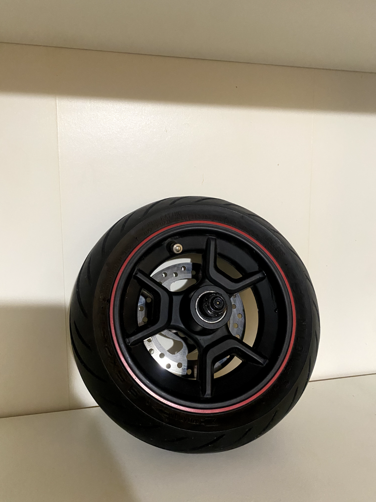 NIU - KQi3 MAX Electric Scooter Front Wheel + Tire