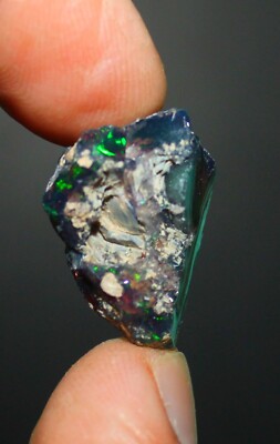 Schwarzopal grob Multi Feuer roh schwarzer äthiopischer Opal Kristall loser S...