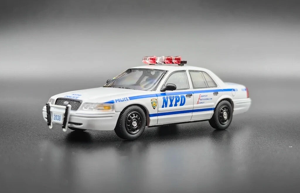 Rollin 1:64 White CV CROWN VICTORIA NYPD Police Model Diecast Metal Car