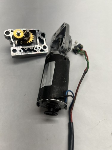 REBUILT PORSCHE 911 964 993 CONVERTIBLE RIGHT TOP MOTOR LATCH W/ NEW GEARS 85-98 - Picture 6 of 7