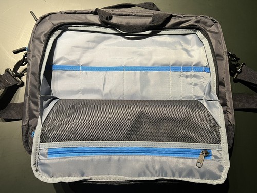 Dell urban briefcase 15 For Laptops And tablets - Picture 9 of 9