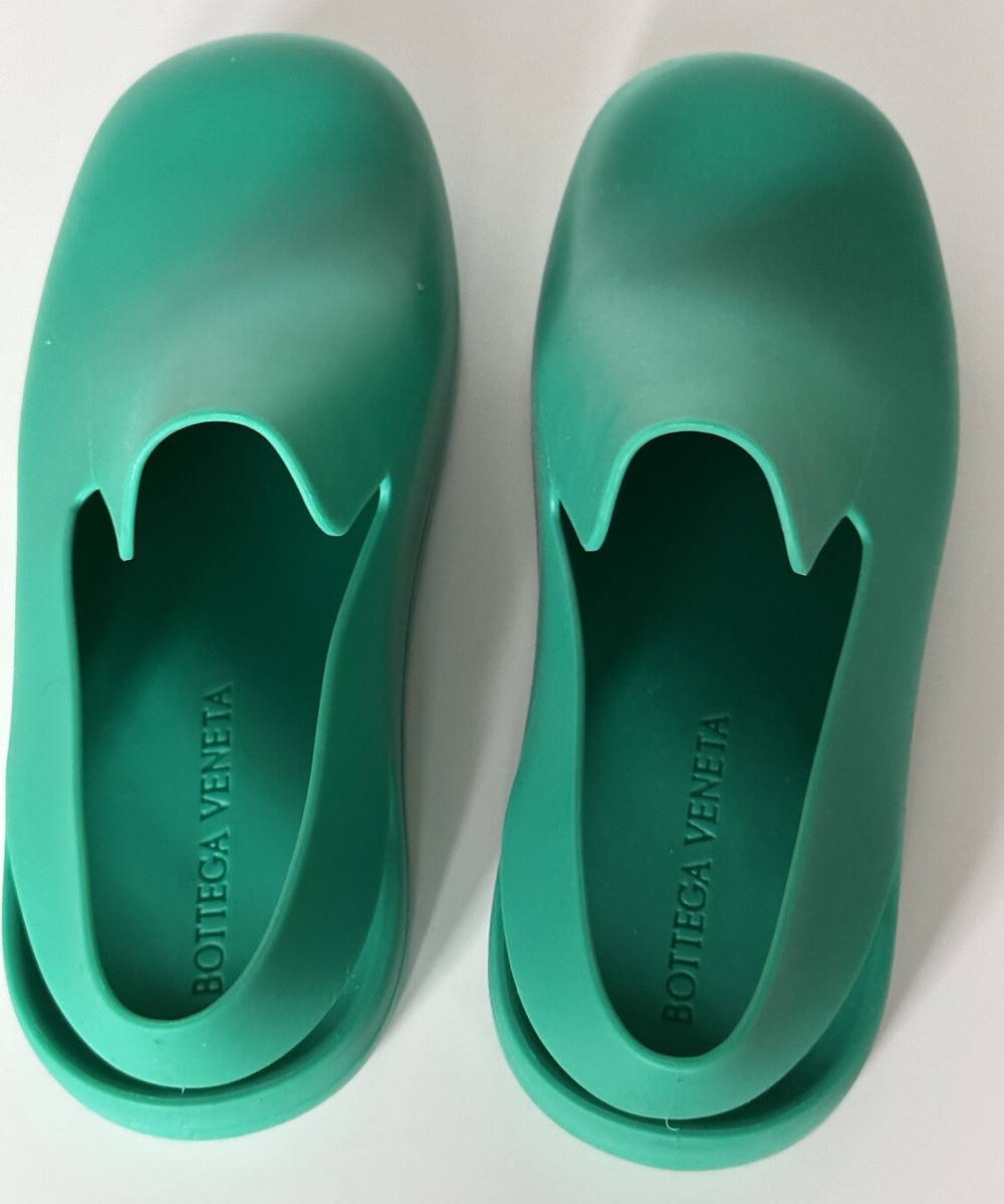 Bottega Veneta Matt Rubber Turquoise Sandals 8 US (41 Euro  display picture 2