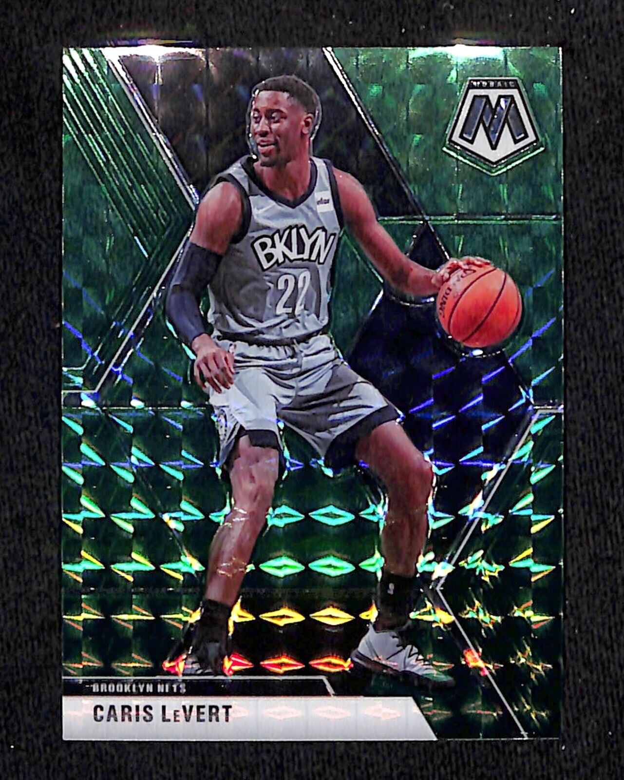 Caris LeVert 2019-20 Panini Mosaic Green Prizm #51 Brooklyn Nets