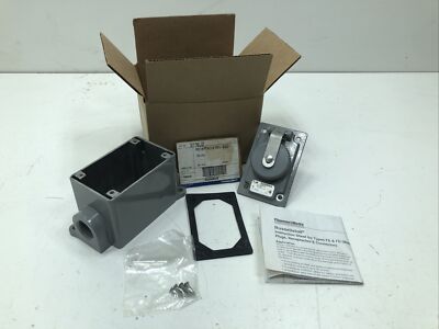 Russellstoll 3776U2 Outlet Receptacle