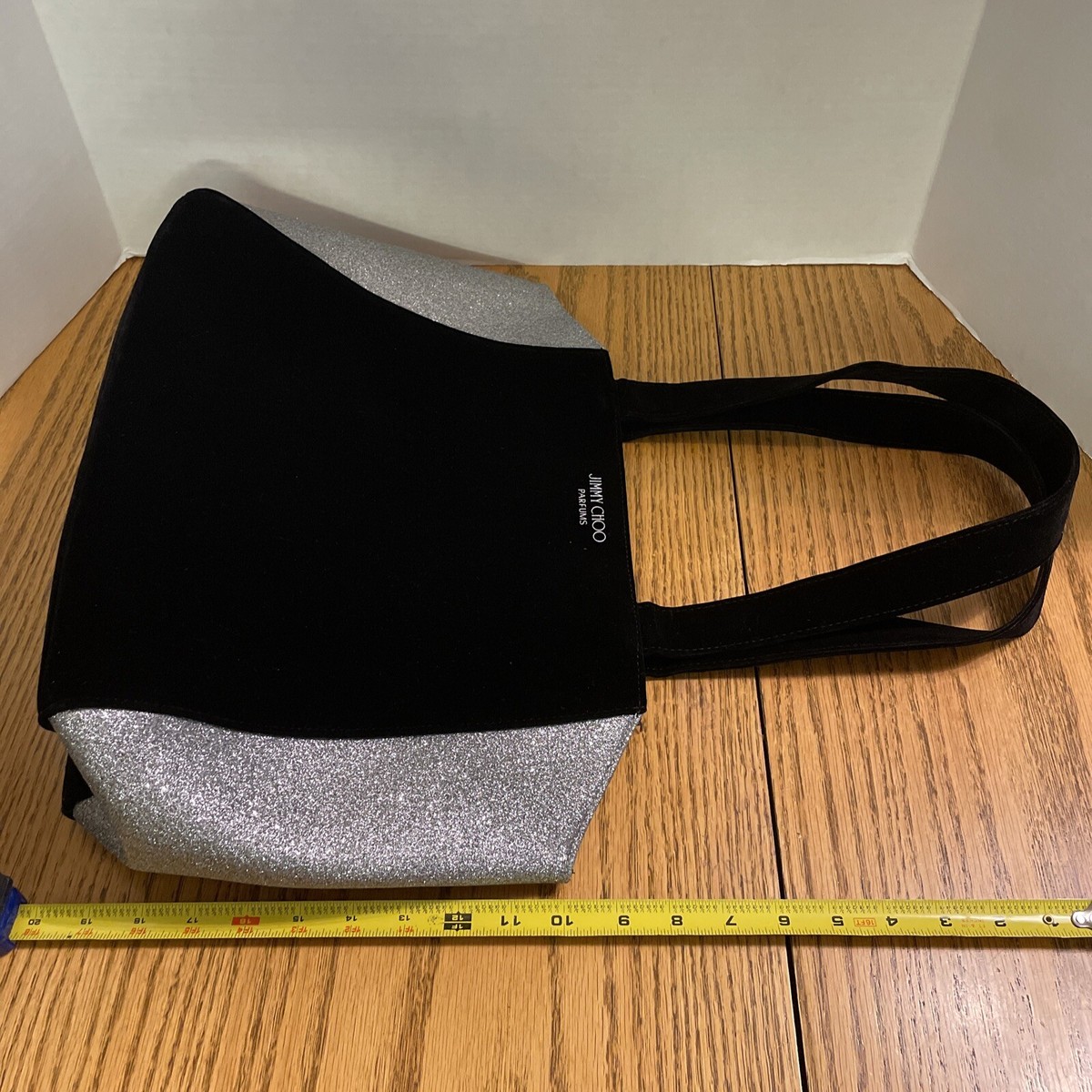 JIMMY CHOO PARFUMS ブラックバッグ Jimmy Choo Parfums Black And Gold Glitter Tote Bag EUC