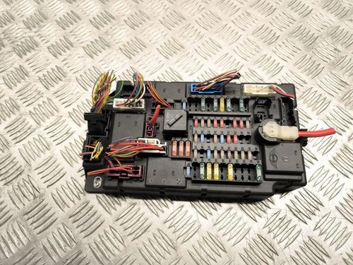 Mini R56 Fuses MINI COOPER R56 Fuse Box Module 519397053 345522601 05514272 1.40 ...