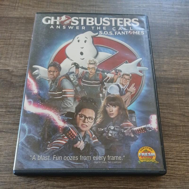 Ghostbusters (2016 DVD) Melissa McCarthy, Kristen Wiig 