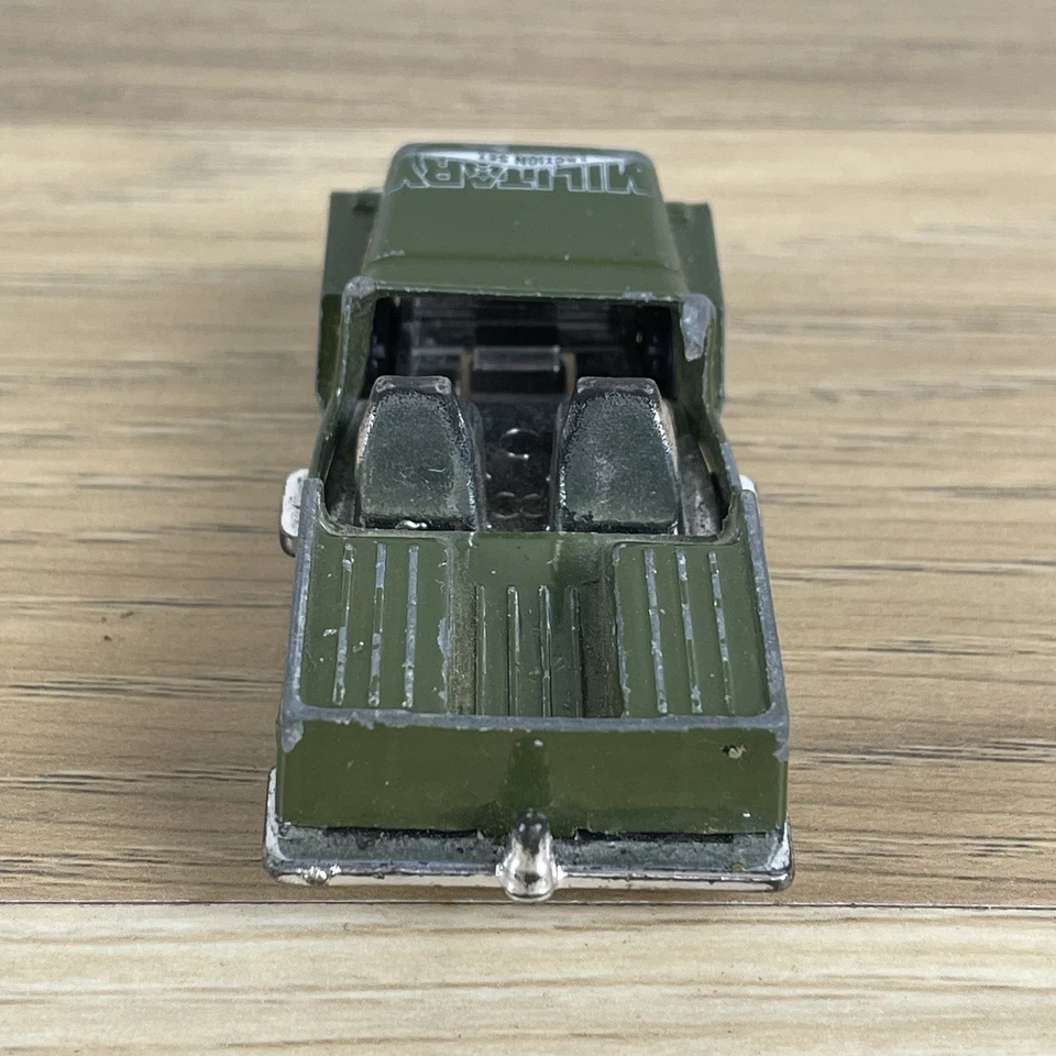 Yat Ming Military Action Set Jeep - Army Green - 8006 Diecast Car Vehicle Loose - Image 4 of 4
