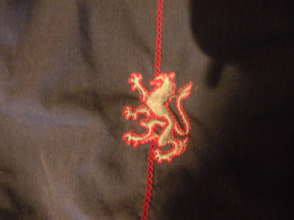 Camisa De Colección FILTRO Azul Medieval León Botón Frontal Para Hombre Pequeña Hecha en EE. UU. Genial Foto 3 de 4