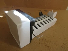 Sub-Zero 601F Refrigerator Ice Maker Ass. Part # 4200521