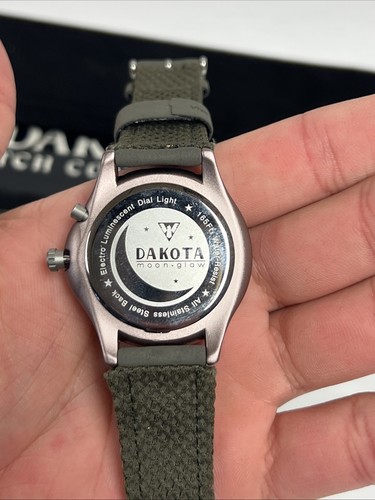 Nuevo Reloj Hombre DAKOTA Moon Glow 5ATM Con Luz Cuarzo (Batería Nueva) - Imagen 5 de 7
