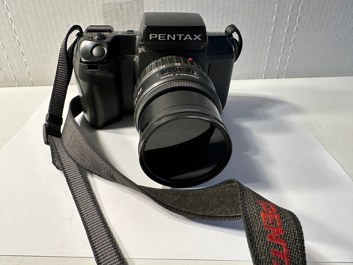 Pentax SF10 35mm Film Camera + Pentax 28-80 Pentax-F Zoom 1:3.5