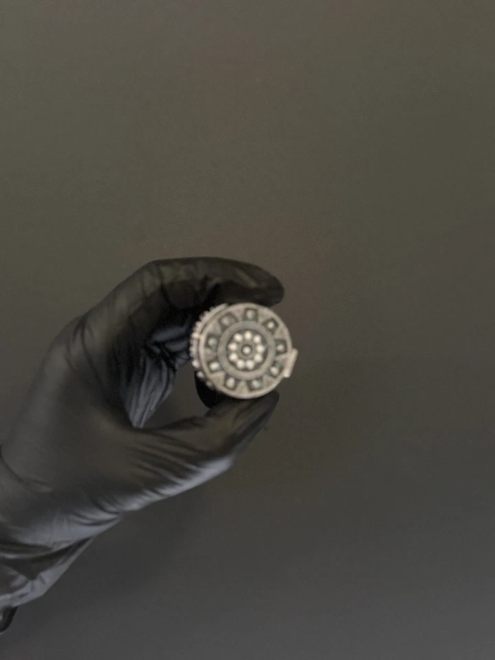 Silver Box with fine quality contains Black Polish - image 3 of 4