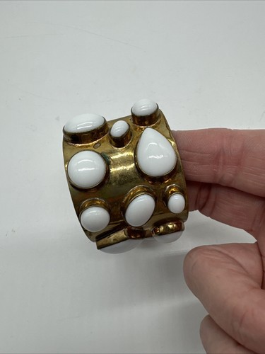 Addison Weeks White Agate Harris Statement Wide Cuff Bracelet - Picture 3 of 13