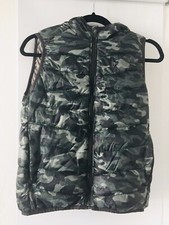 ZARA Boys Black Camouflage QUILTED VEST WITH HOOD Size 9 10 O1069 READ 