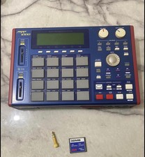 Akai Mpc1000 Sampler And Sequencer