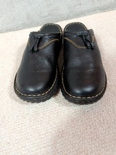 Born Black Leather Clogs Mules Slip On Shoes Womens Size 9 W3541 M/W