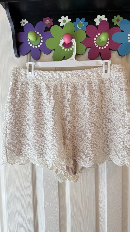 Mini Pantalones Cortos Free People Marfil Floral Encaje Forrados Para Mujer Talla Grande Foto 2 de 4