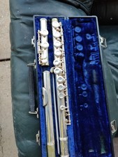 GOOD CONDITIONGEMEINHARDT ELKHART M2 SILVER FLUTE W/ CAS AND CASE MADE IN USA