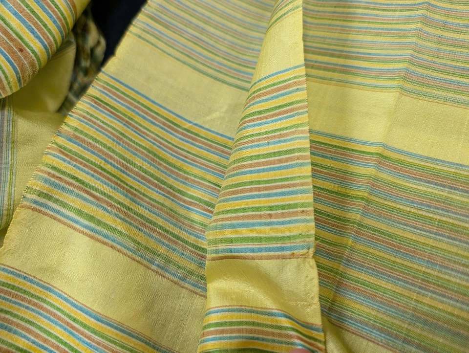 Tela de sari de seda fina Chartreuse verde amarillo a rayas flecos material de tela Foto 4 de 4