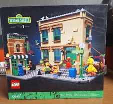 LEGO Ideas: 123 Sesame Street (21324)