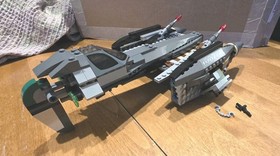 LEGO Star Wars General Grievous's Starfighter Ship (8095)  2 minifigs EUC