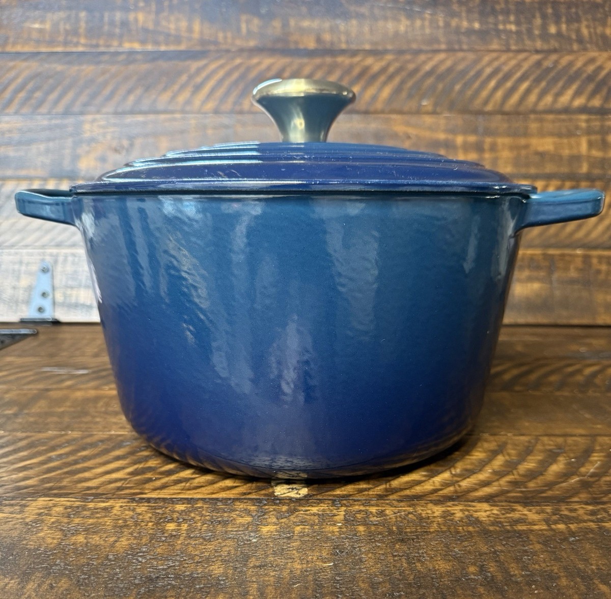 Le Creuset Signature Deep Round Dutch Oven 5.25 Qt. Agave Scuffs