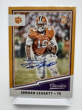 2017 Panini Classics Jordan Leggett /49 Gold Rookie Auto Card #251 Clemson Jets. rookie card picture