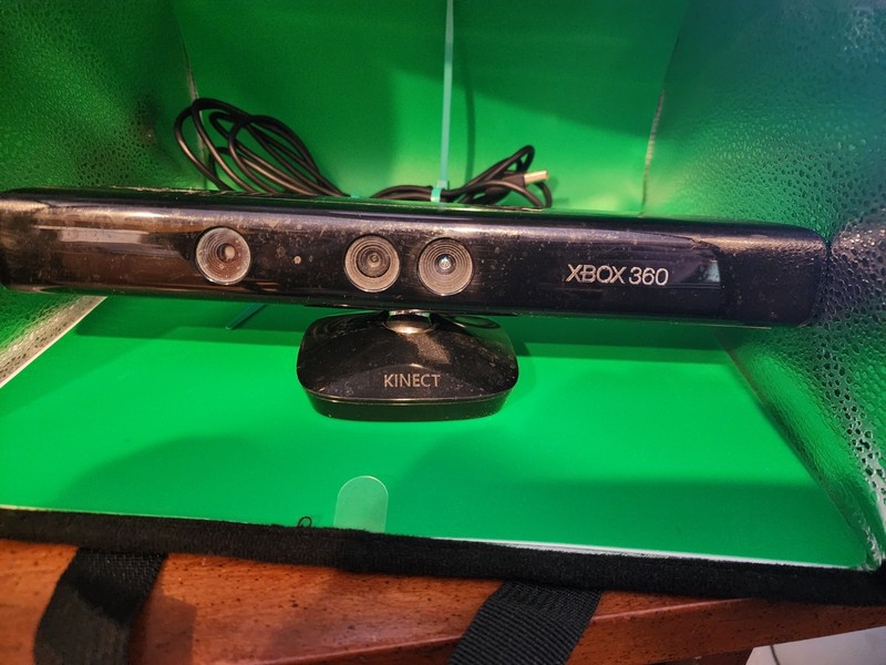 Xbox 360 Kinect Sensor *Sensor Only*