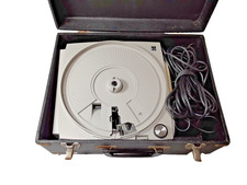 Kodak Ektagraphic AF-2 400W Carousel Slide Projector for 35mm Slides - UNTESTED