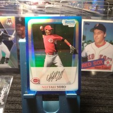 Neftali Soto  Bowman Chrome 2011 refractor/150 surface scratches 