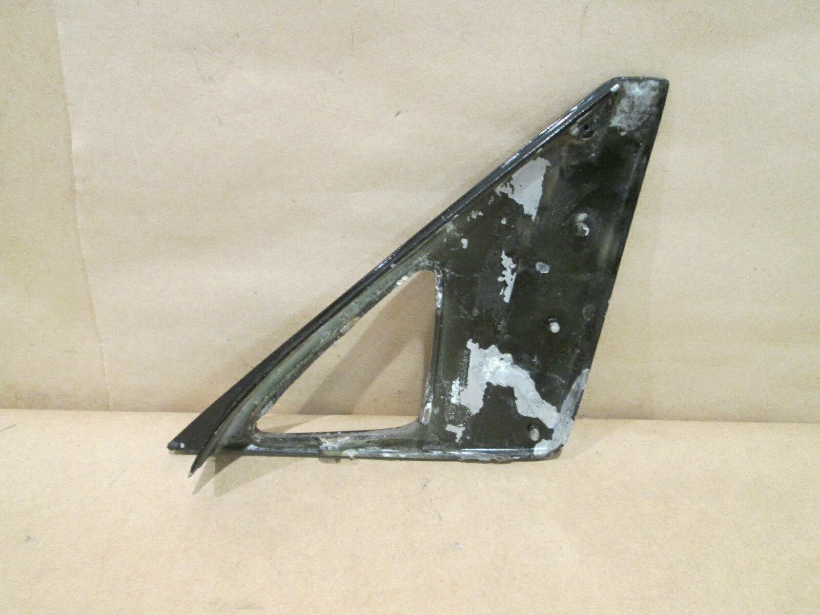 Ferrari 348, 355  - RH Door Outer Mirror Plate - P/N 64931200