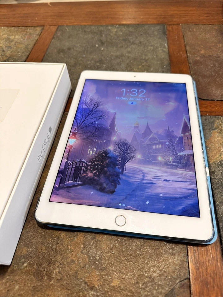 Apple iPad Air 2 A1566 32 GB Wi-Fi 9.7" Silver Excellent Condition Original Box - Image 4 of 4