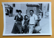 1978 VACATION ABROAD 4.25 BY 3.0 VINTAGE PHOTO