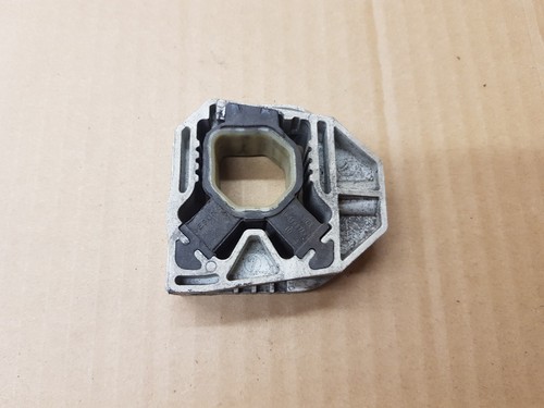 AUDI A3 8P KÜHLER OBEN OBEN GUMMILAGER 1K0121367B RHD
