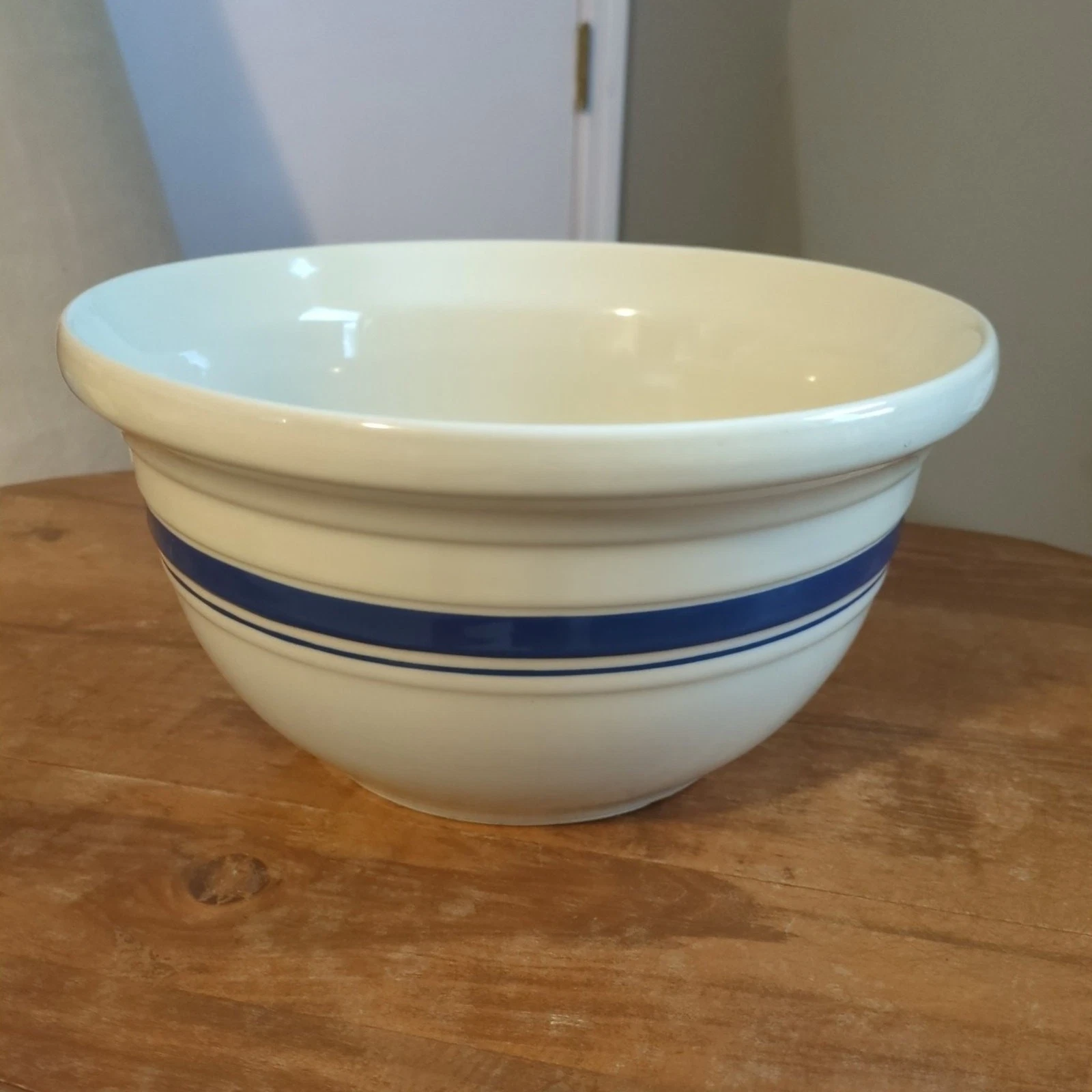 Vintage Roseville 6qt Friendship Mixing Bowl