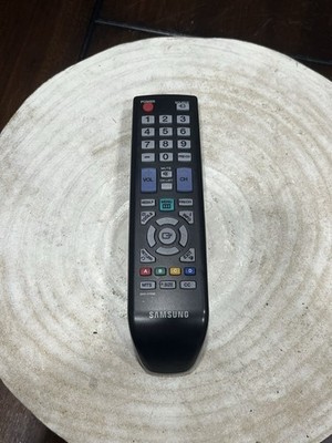 GENUINE Samsung TV Remote Control BN59-01006A OEM Untested