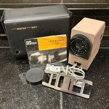 Vintage Pentax Slide 501Projector Comes in case with manual
