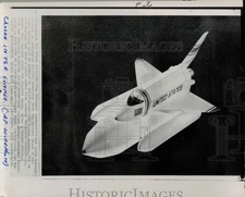 1972 Press Photo Model of proposed United States Space Shuttle - pix48604