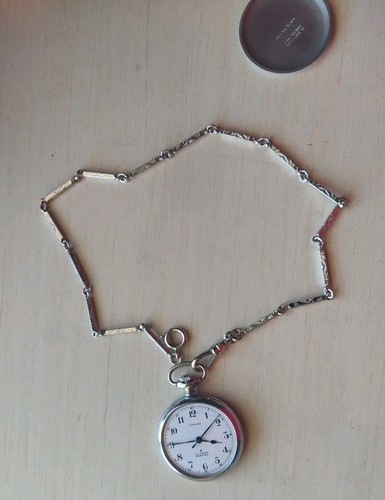 A. HIRSCH SWISS COHARD PERPEX 17J wind-up Watch ( Missing Glass Crystal) - Picture 9 of 11