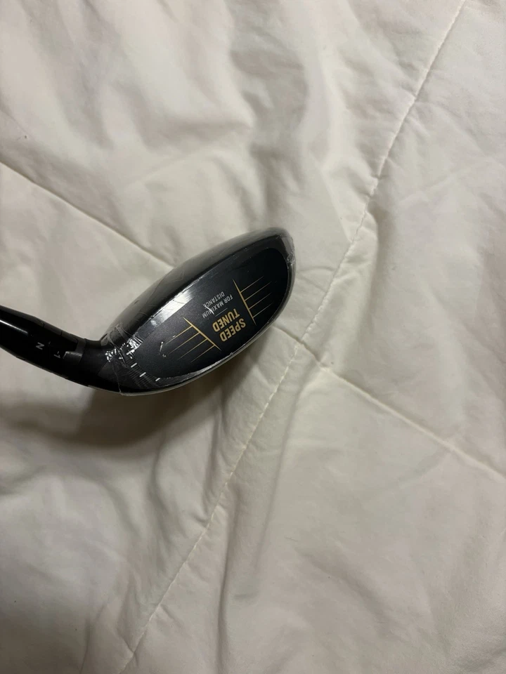 BRAND NEW Callaway Rogue St LS Fairway 3 Wood Graphite Stiff left handed  - Image 3 of 4