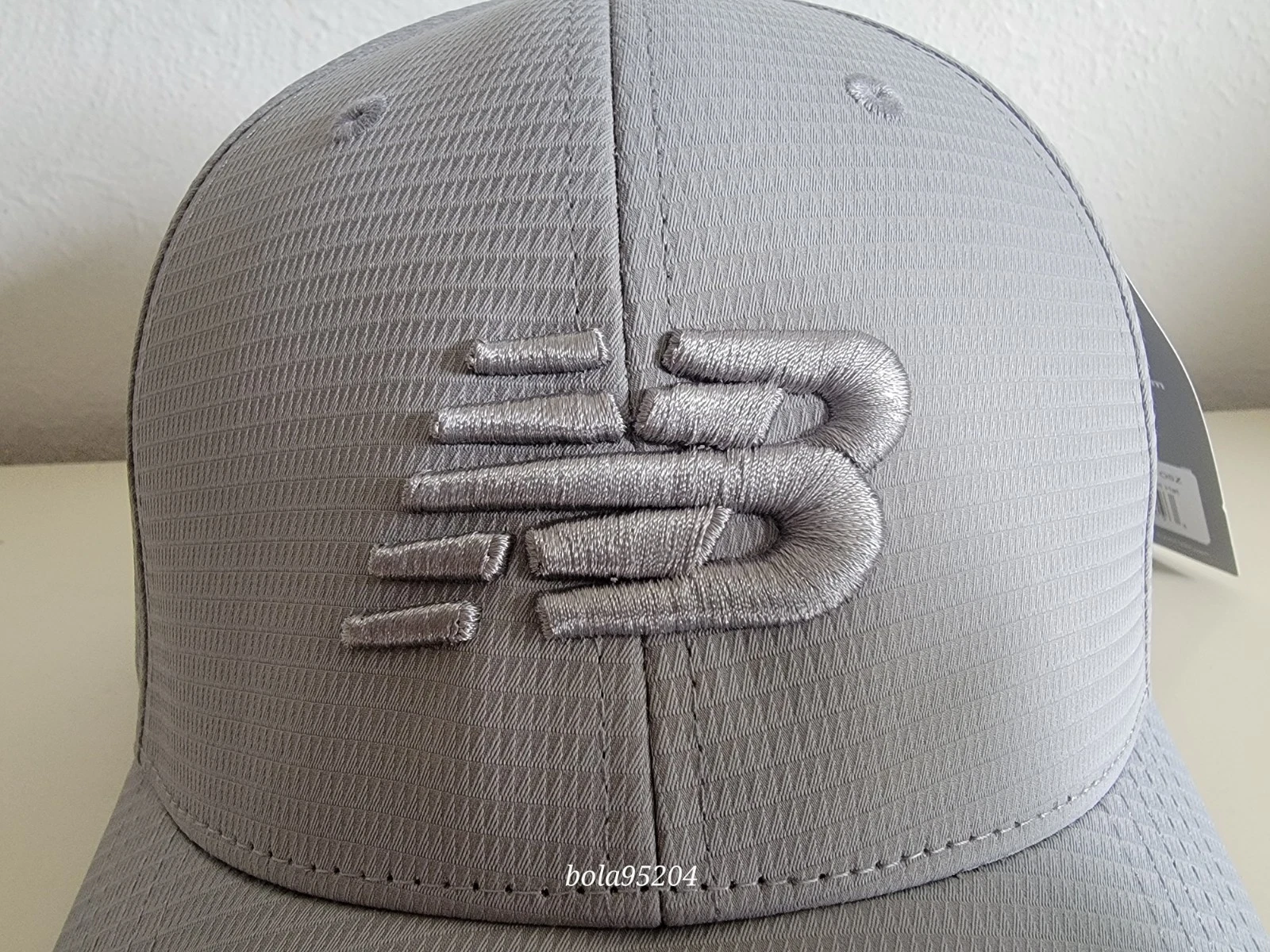 New Balance 6 Panel Structured Sport Baseball Hat Cap Grey One Size NWT