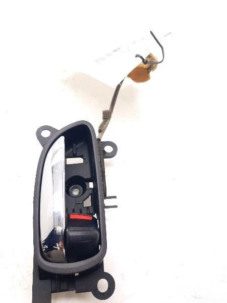 Lexus GS450H 2007 manija de puerta interior trasera lado del pasajero  Foto 2 de 4