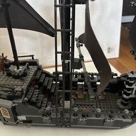 LEGO Pirates of the Caribbean: The Black Pearl (4184) Mostly Complete No Minifig